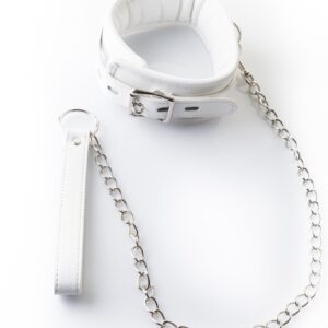 White Luxury Leather Collar And Leash